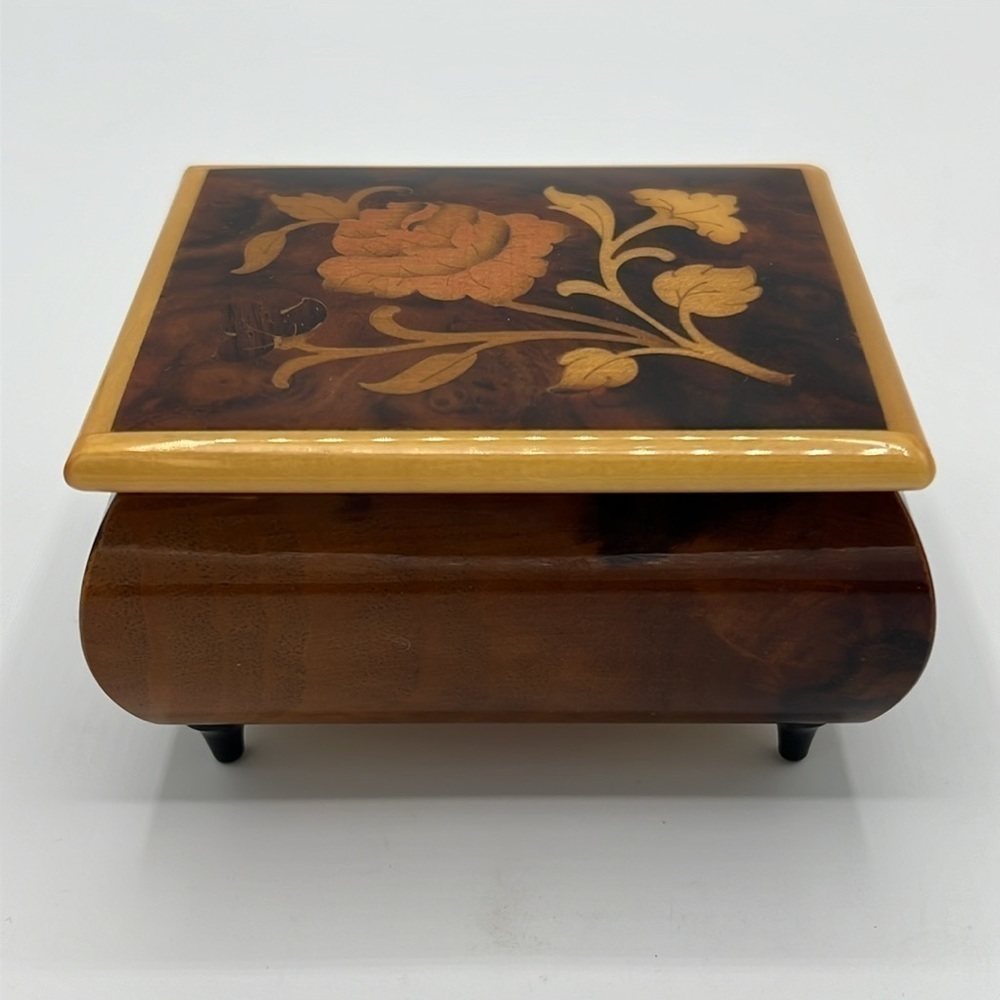 REUGE WOODEN MUSIC BOX INLAID FLORAL AND LEAVES MADE IN ITALY PLAYS “TOMORROW”